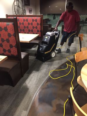 Commercial Cleaning in Lincoln, NE (1)
